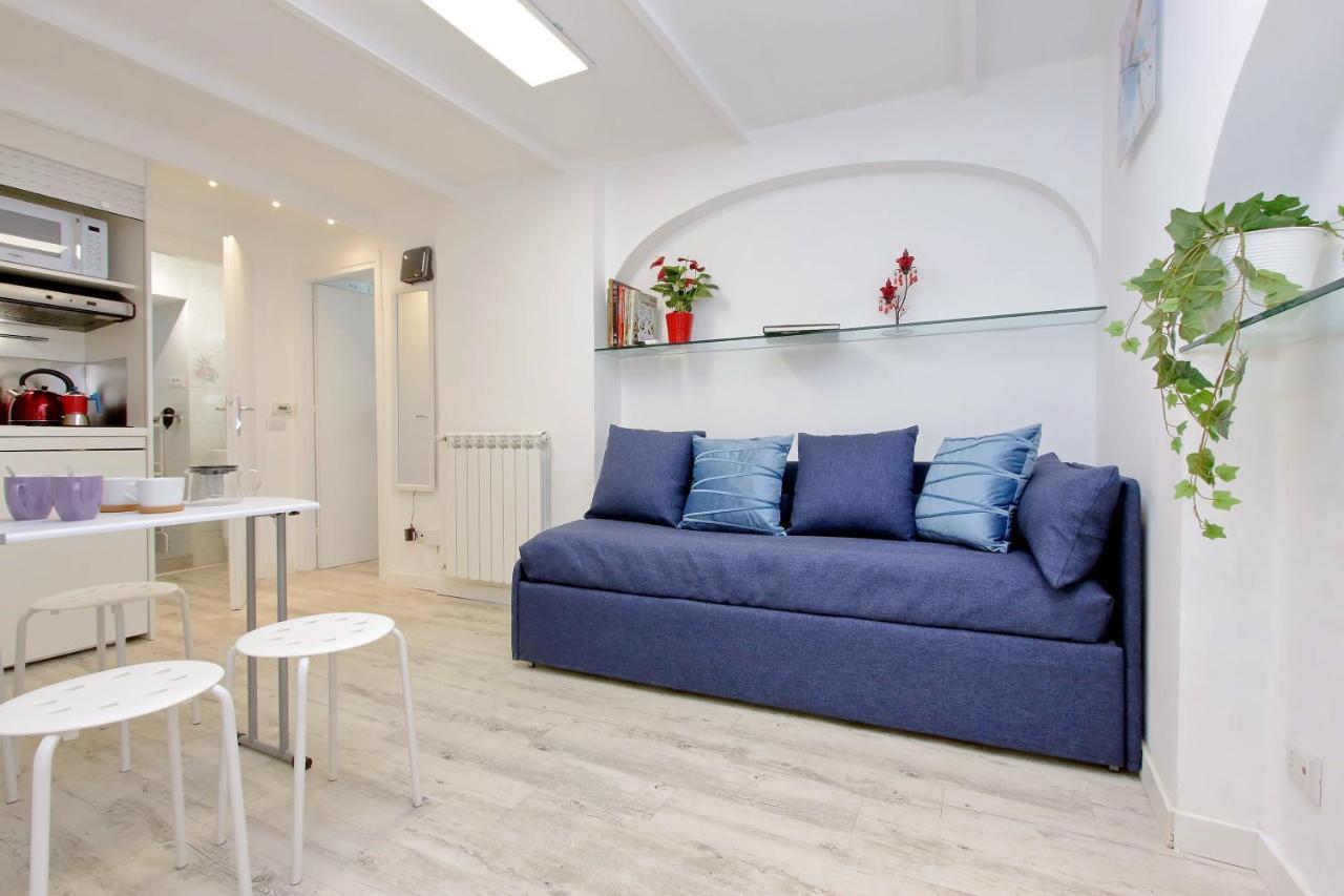 Ych-Confortevole Suite Al Colosseo Rom Exterior foto