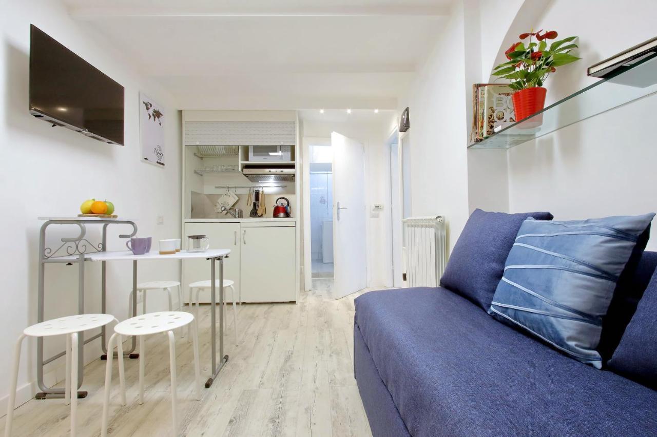 Ych-Confortevole Suite Al Colosseo Rom Exterior foto